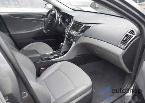 2011 Hyundai Sonata Se z USA, uszkodzony, nr VIN 5NPEC4AC7BH143708